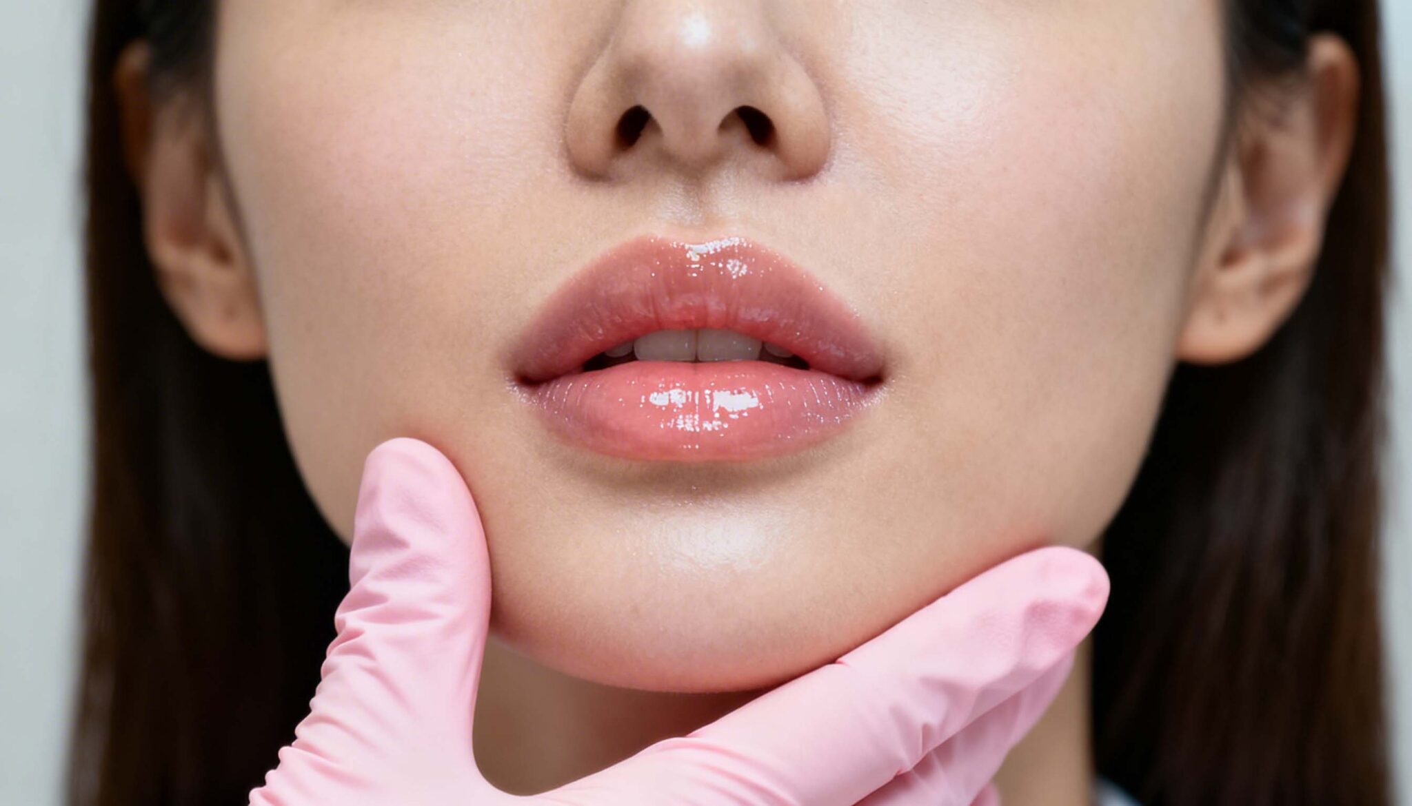 Beneficios desde una perspectiva medica y estetica | hidratacion labial con acido hialuronico